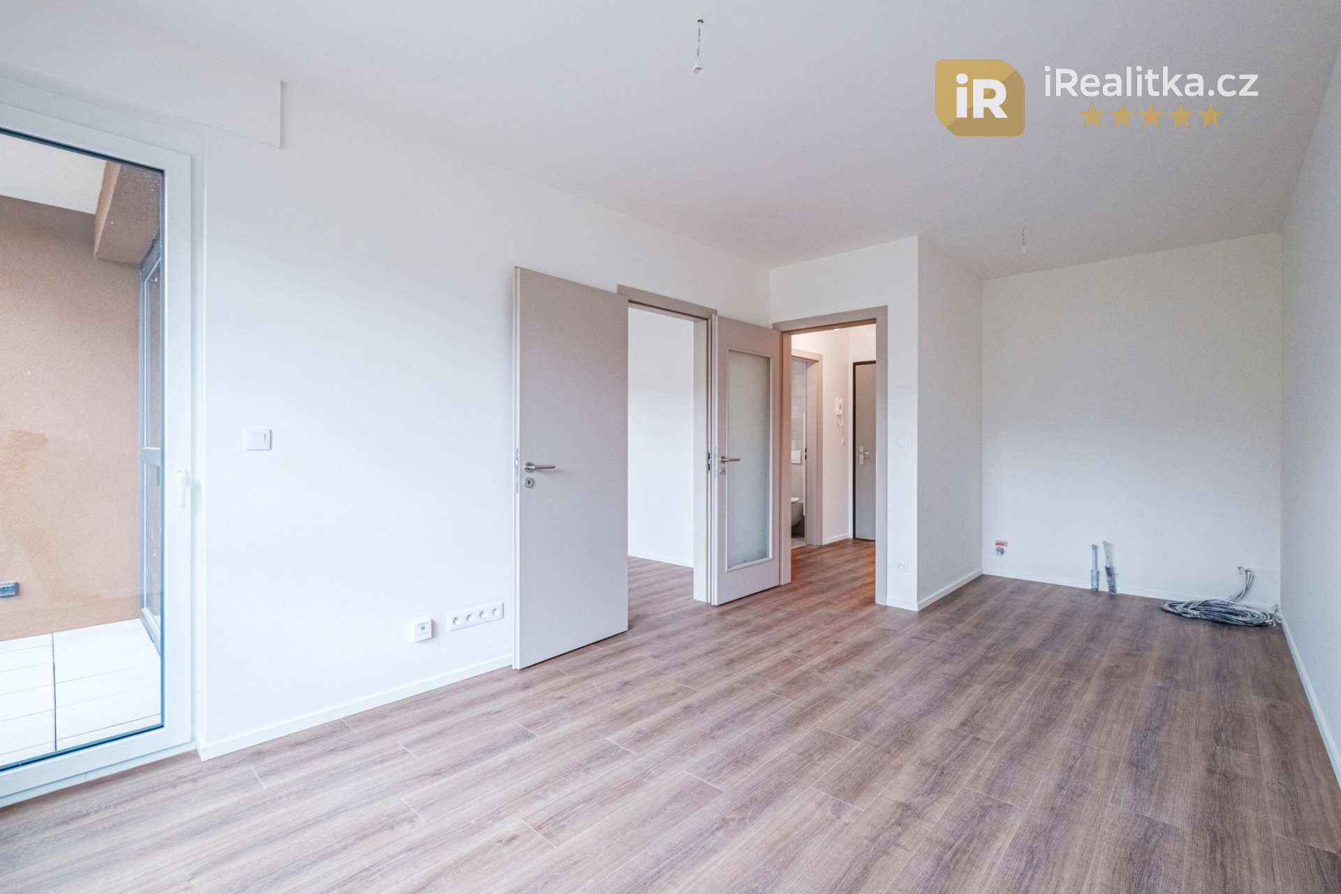 Pronájem zcela nového bytu 2+kk, 41 m2, Praha - Černý Most