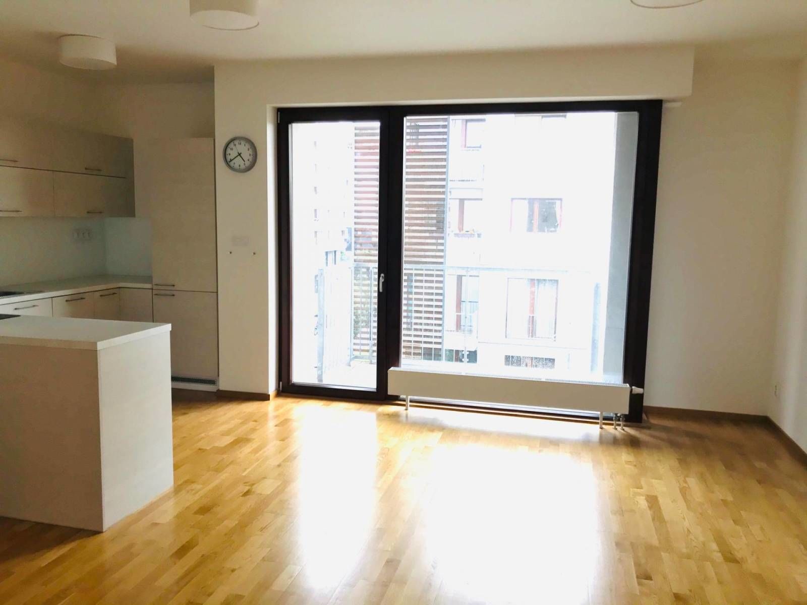 Pronájem bytu 3+kk 71 m2, balkon