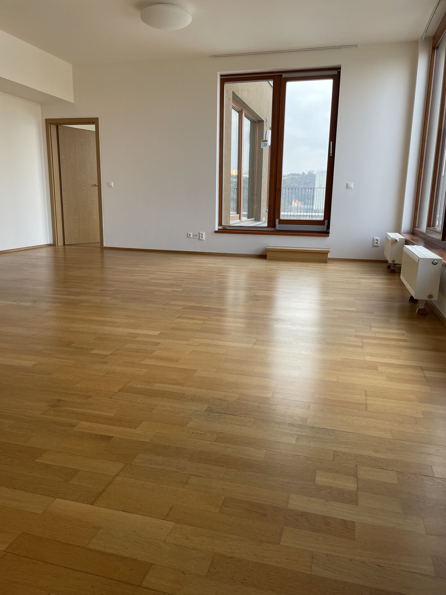 Mezonetový penthouse 5 kk s výhledy na řeku