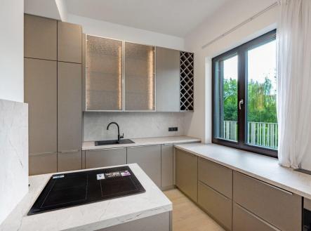 Prodej bytu, 4+kk, 142 m²