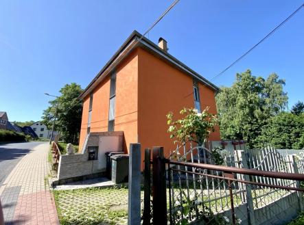 Prodej - nájemní dům, 280 m² obrázek