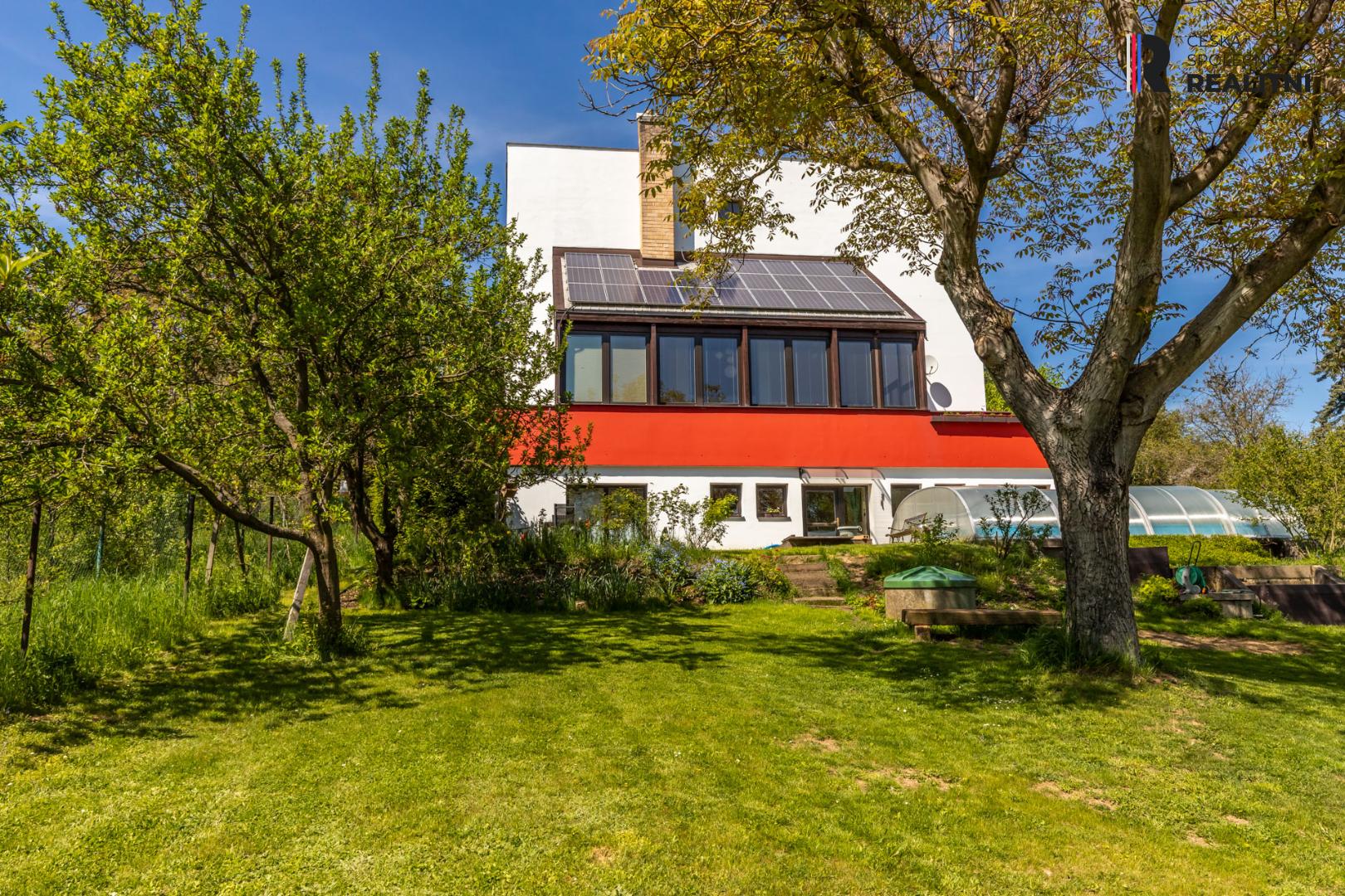 Prodej  - dům/vila, 343 m2