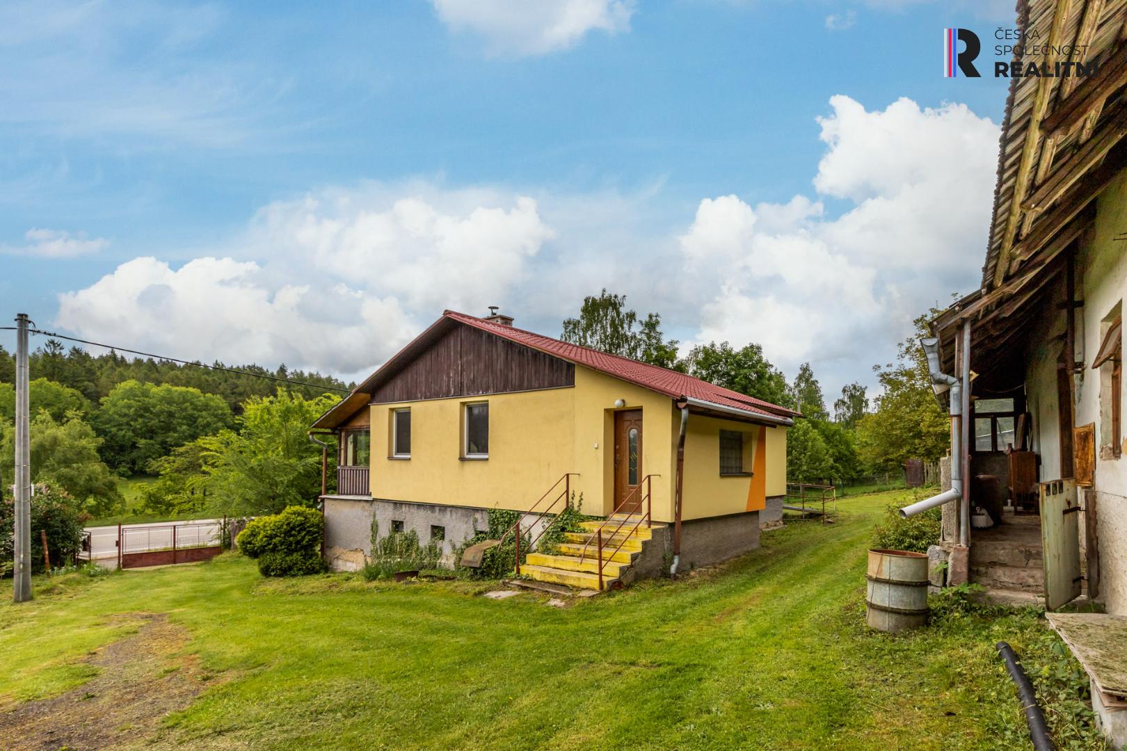 Prodej  - dům/vila, 291 m2