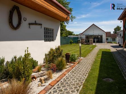 Prodej - dům/vila, 396 m²