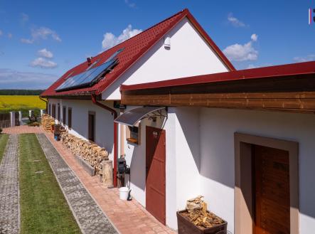 Prodej - dům/vila, 396 m²