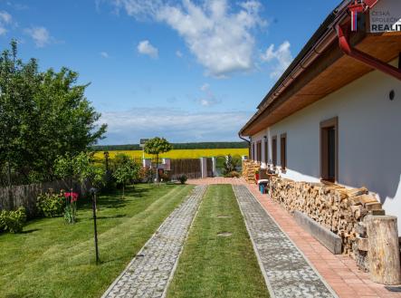 Prodej - dům/vila, 396 m²