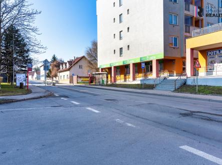 Prodej - komerční objekt, obchodní centrum, 149 m²