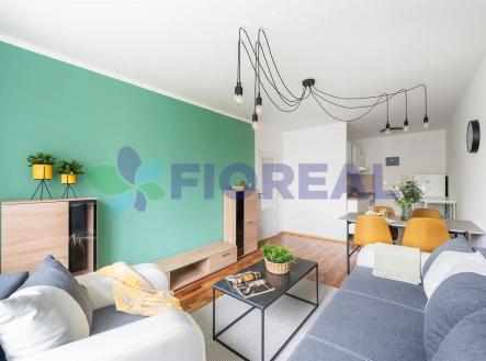 obývací pokoj s dřevěná podlaha | Pronájem bytu, 2+kk, 43 m²
