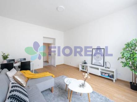obývací pokoj s dřevěná podlaha | Pronájem bytu, 2+kk, 51 m²