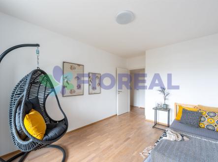 . | Pronájem bytu, 4+kk, 95 m²