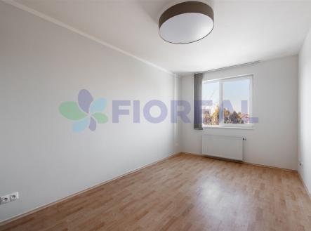 . | Pronájem bytu, 2+kk, 49 m²