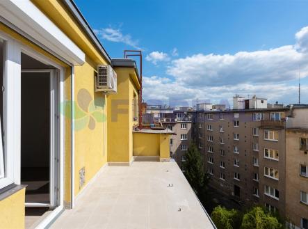 . | Pronájem bytu, 1+kk, 34 m²