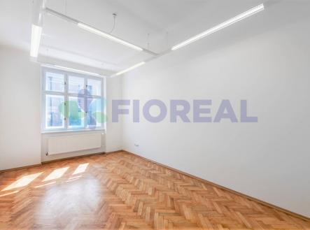 . | Pronájem - kanceláře, 57 m²