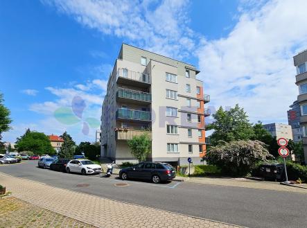. | Pronájem bytu, 3+kk, 71 m²