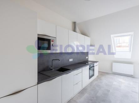 kuchyň | Pronájem bytu, atypický, 88 m²