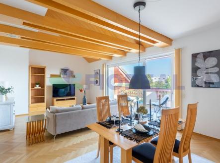 . | Pronájem bytu, 5+1, 163 m²