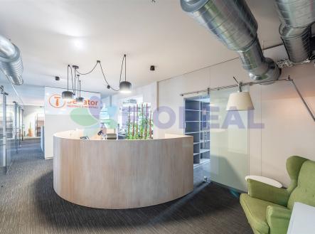 . | Pronájem - kanceláře, 280 m²