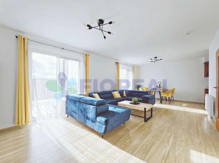 . | Pronájem - dům/vila, 289 m²