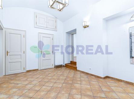 vstupní chodba | Pronájem bytu, 2+1, 85 m²