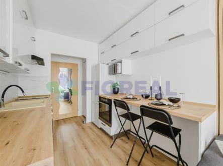 . | Pronájem bytu, 2+kk, 30 m²