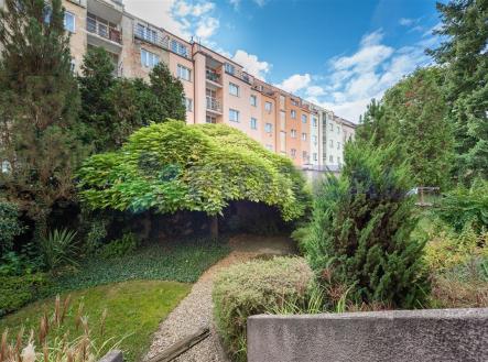 . | Pronájem bytu, 2+kk, 41 m²