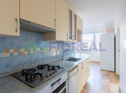 . | Pronájem bytu, 3+1, 72 m²