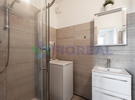 . | Pronájem bytu, 3+1, 72 m²