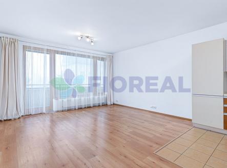 . | Prodej bytu, 1+kk, 39 m²