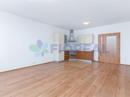 . | Prodej bytu, 1+kk, 39 m²