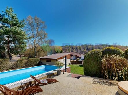 . | Prodej - dům/vila, 253 m²