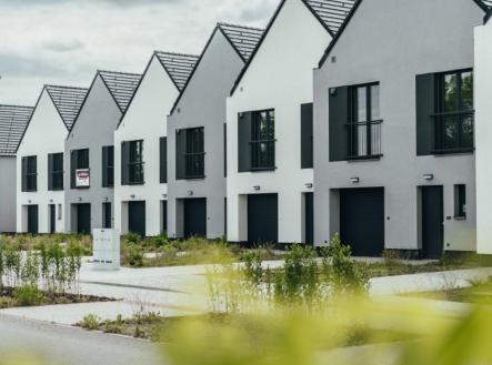 Resort za Hřištěm - řadové domy v Pečkách