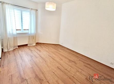 Pronájem bytu, 3+kk, 60 m²