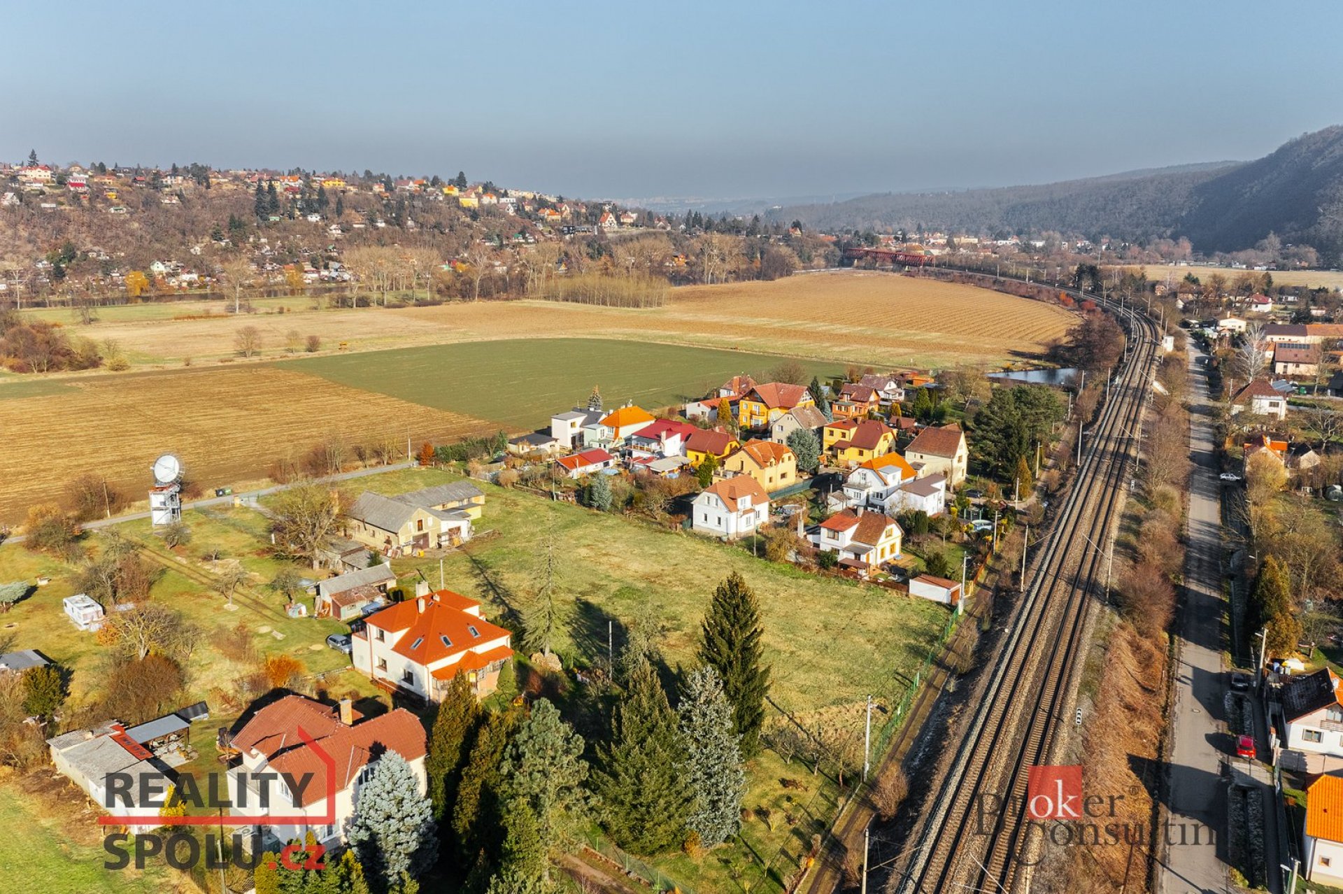 Prodej, pozemky/bydlení, 1001 m2, Na Benátkách 10, 25231 Všenory, Praha-západ [ID 59098]