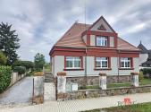 Prodej - dům/vila, 228 m²