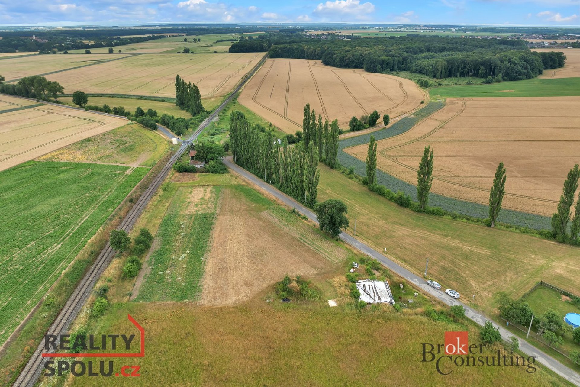 Prodej rozlehlých pozemků o výměře 6.226 m2, Zachrašťany, okr. Hradec Králové