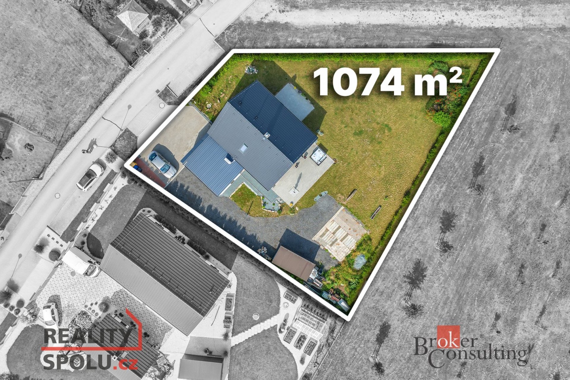 Prodej samostatného RD 5+1, 155 m2, pozemek 1074 m2, Humburky, okr. Hradec Králové