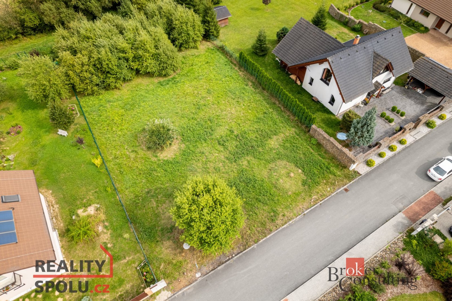 Prodej stavebního pozemku o velikosti 1125 m² v Olešné u Hořovic