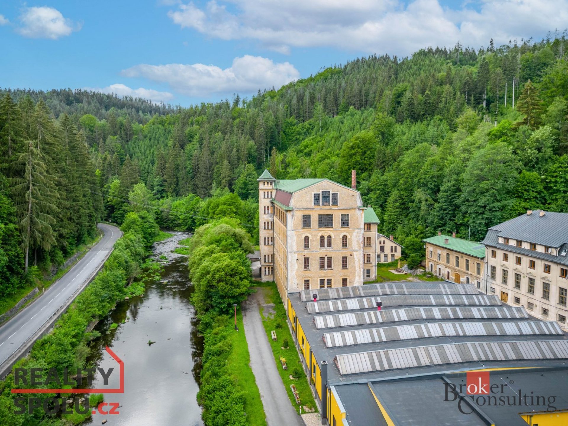 Prodej, komerční/výroba, 2696 m2, Buřany , Jablonec nad Jizerou, Semily [ID 61451]