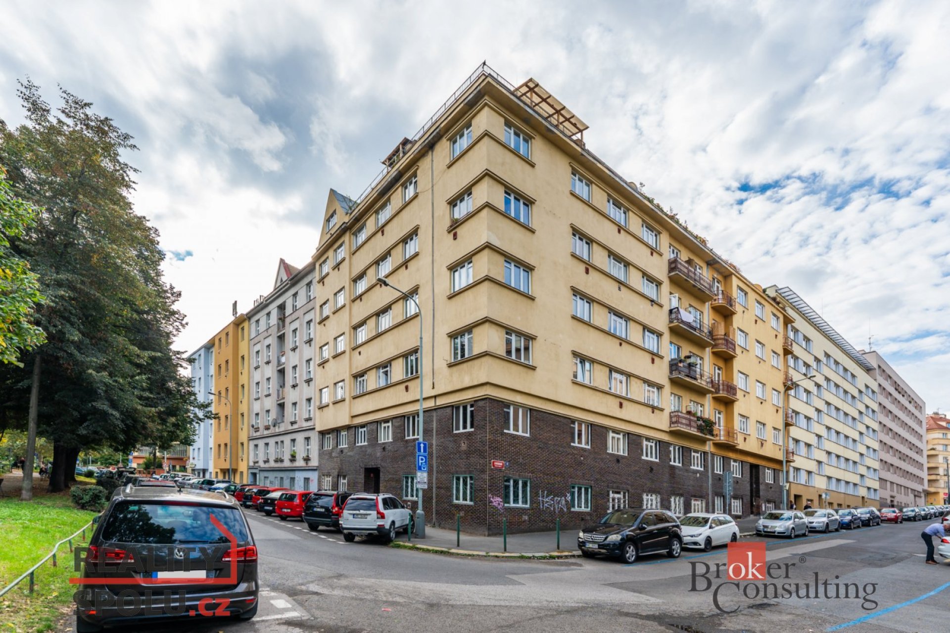 Pronájem, byty/1+kk, 29 m2, Adamovská 1064/7, Michle, 14000 Praha 4 [ID 64564]