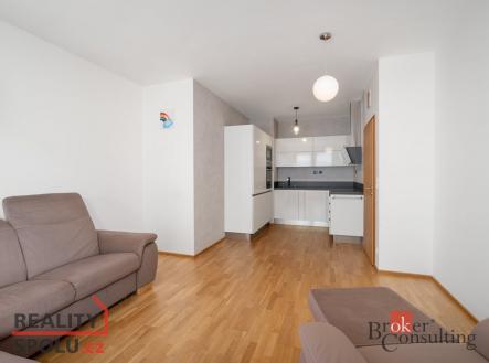 Pronájem bytu, 3+kk, 73 m²