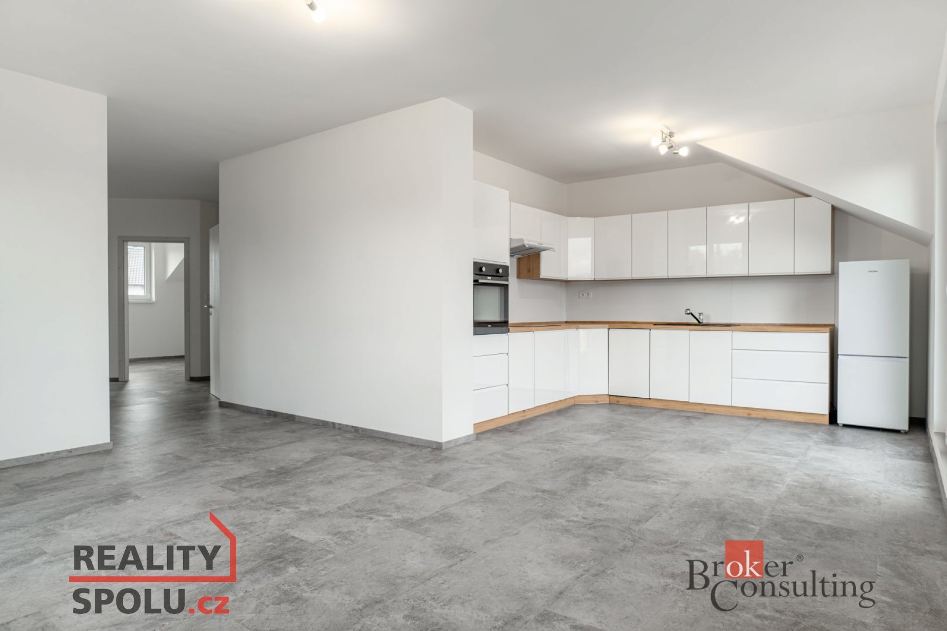 Pronájem, byty/4+kk, 92 m2, 33023 Vochov, Plzeň-sever [ID 65541]