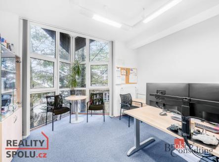Prodej - komerční objekt, administrativní budova, 447 m²