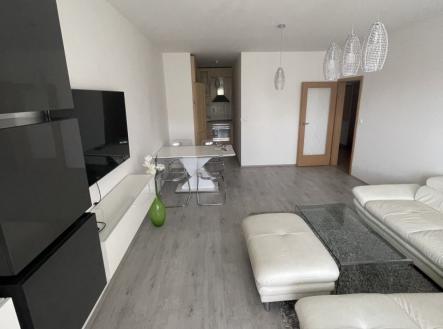 Pronájem bytu, 2+kk, 72 m²