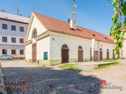 Prodej - komerční objekt, jiný, 250 m²
