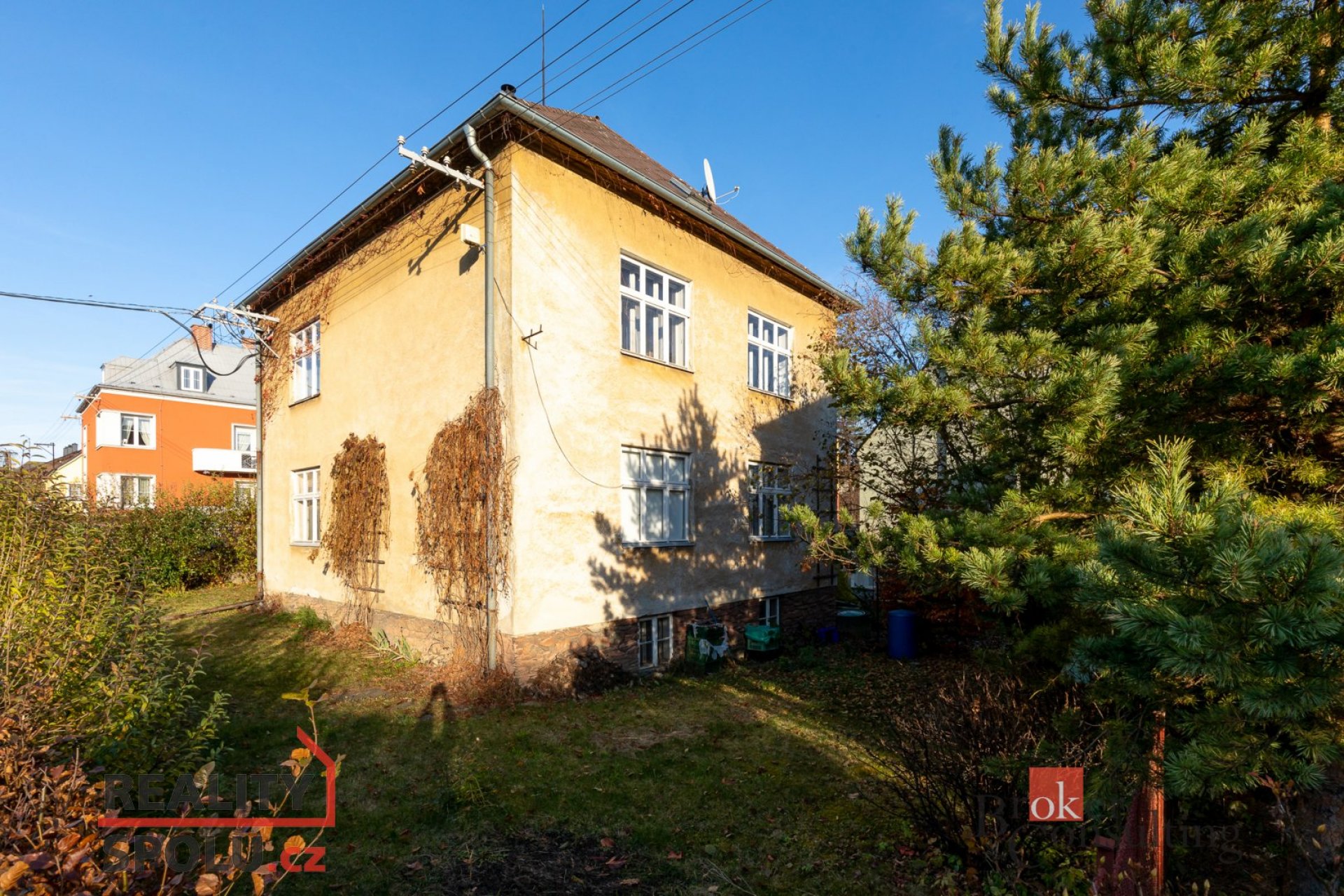 Prodej dvoupodlažního (dvougeneračního) domu, 220 m2, Bruntál, Husova 21