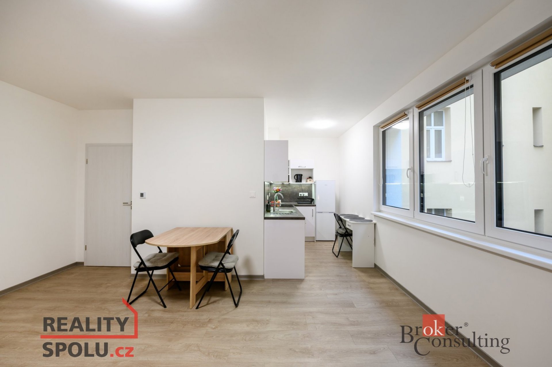 Pronájem, byty/1+kk, 42 m2, Na Jíkalce 3051/19, Jižní Předměstí, 30100 Plzeň, Plzeň-město [ID 68066]