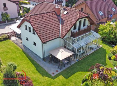 Prodej - dům/vila, 210 m²