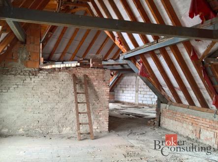 Prodej - komerční objekt, jiný, 786 m²