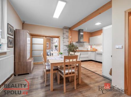 Prodej - dům/vila, 300 m²