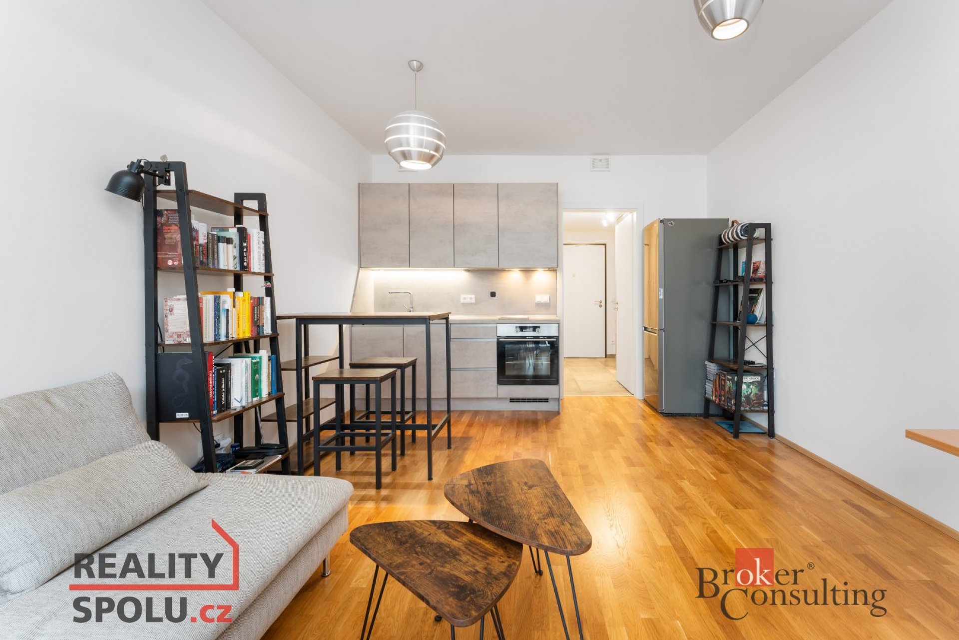 Pronájem, byty/1+kk, 30 m2, Mezi vodami 2349/47, Modřany, 14300 Praha 4 [ID 70954]